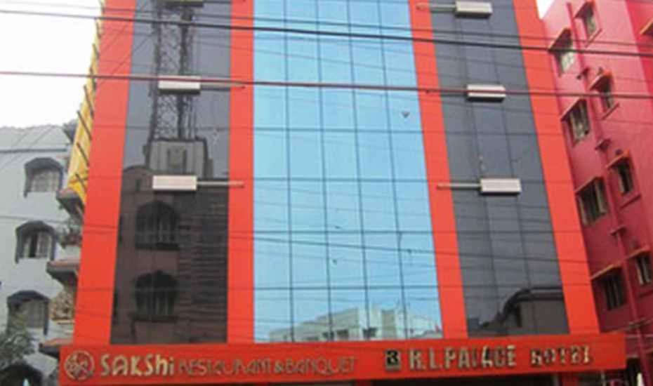 R L Palace Hotel Burnpur Exterior foto